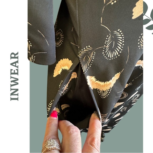 In Wear Acadia Day Dress Wrap w/ Buckle Black Abstract Print Back Zipper Size 6 - Picture 8 of 12